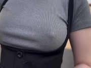 河川敷をノーブラ散歩 in Hokkaido Japanese no bra in public 14/16