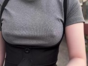 河川敷をノーブラ散歩 in Hokkaido Japanese no bra in public 15/16