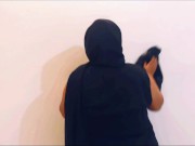 Sexy Big Butt & Big Tits Saudi Beautiful Maid Cleaning Boss's Room & Make Him Horny For Fucking Her 13/16