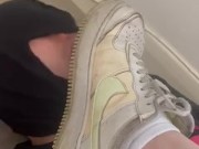 Gym shoes cleaning 15/16