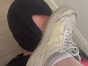 Gym shoes cleaning 7/16