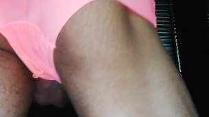 mostrando mi culo en bragas con sorpresa, primer plano