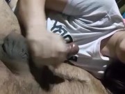 Masturbo hombre de piel morena asta que se viene/ porno maroc 15/16