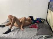 Mi vecina la invite a fumar hierba y terminamos follando 10/16