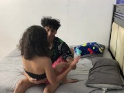 Mi vecina la invite a fumar hierba y terminamos follando 3/16