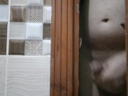 اصاحب اخويا دخل عليت الحمام وفشخ كسي نيك اتفرج علي ناني المتناك اكلتها نار ناني عربي 6/16