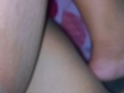 MASARAP DAW SIPSIPIN AT FINGERIN ANG PUKE NI KABET.(HOME MADE SEX) 14/16