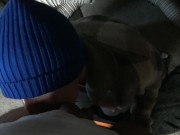 Une fille sans-abri à Marseille laisse son client éjaculer dans sa bouche 9/16