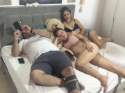 Me folo a mi mejor amiga junto a mi sugar daddy. 3/16