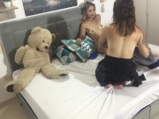 Mi madrastra me enseña a tener sexo lesbico. 7/16