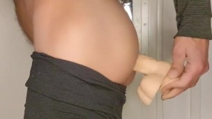 Grave en manque d'une grosse bite