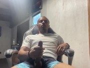 JERKING OFF TO BLOWJOB VIDEOS 😋 // ONLYFANS @WTFCHARLEY