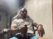 JERKING OFF TO BLOWJOB VIDEOS 😋 // ONLYFANS @WTFCHARLEY 14/16