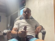 JERKING OFF TO BLOWJOB VIDEOS 😋 // ONLYFANS @WTFCHARLEY 3/16