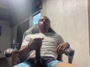 JERKING OFF TO BLOWJOB VIDEOS 😋 // ONLYFANS @WTFCHARLEY 7/16