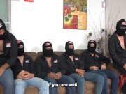 Chicos pasan casting ante maduras extranjeras cachondas 4/16