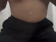 Quiero que alguien se venga en mi boca y mis tetas 10/16
