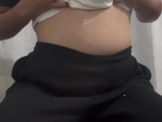 Quiero que alguien se venga en mi boca y mis tetas 2/16