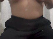 Quiero que alguien se venga en mi boca y mis tetas 8/16