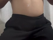 Quiero que alguien se venga en mi boca y mis tetas 9/16