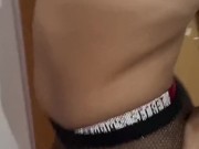 JOI  Ando sola en casa de perra despues de tocarme me comi la polla del camarografo PORNO EN ESPAÑOL 1/16