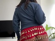 Black Latina Woman Shakes Ass on Music 2/16
