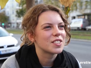 Ersties – Liliths farbintensiver Traum, von zwei Frauen dominiert zu werden, wird wahr!