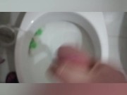 Mi masturbo e sborro pensando alla mia ex 10/16