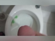 Mi masturbo e sborro pensando alla mia ex 16/16