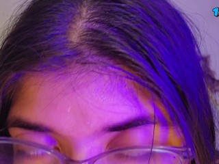 JOI Roleplay – Melhor amiga te CONSOLA  porque sua namorada te deixou !! 💦😈🔥 POV/ WIN / brunette