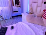 Beautiful college girl with a beautiful body and red hair makes a living by go naked in public show 13/16