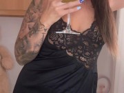 💦Pissing In A Cup After GYM 15/16