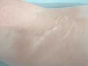 relaxing in the hot bath 16/16