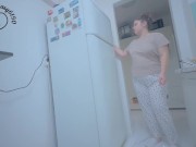 Filling up my fridge with stinky farts 2/16