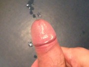 Big cumshot (8 squirts of cum)