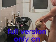 Wyruchał mnie tuż przed pracą i zalał mi cycki 12/16