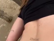 Fais moi jouir à la plage !💦 15/16