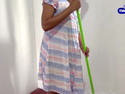 යාළුවගේ ගෑණි නම් මාරු ඔයි Big Natural milf Hotwife seduce by her Husben sri lankan new leek sex xxxx
