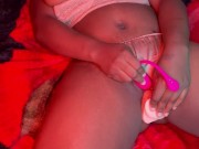 Sexy Curvy Milf Masturbating 14/16