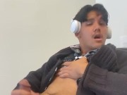 SOLO 19YR OLD STROKING AT THE OFFICE 14/16