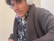 SOLO 19YR OLD STROKING AT THE OFFICE