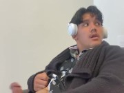 SOLO 19YR OLD STROKING AT THE OFFICE 9/16