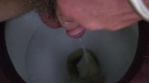 Pissing with a a little hardie