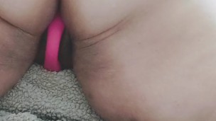 BBW Slut Squirting Orgasm