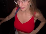 Threesome in ascensore nel centro commerciale 10/16