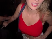 Threesome in ascensore nel centro commerciale 11/16