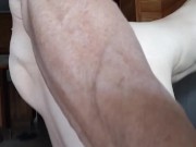 Tanto cazzo nella figa e poi godo come una troia (parte 2, cazzo che sborra sul culo) 6/16