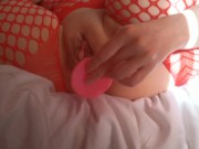 Girl playing with her pink dildo 11/16