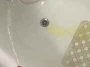 PISS IN BATHTJB 6/16