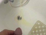 PISS IN BATHTJB 8/16